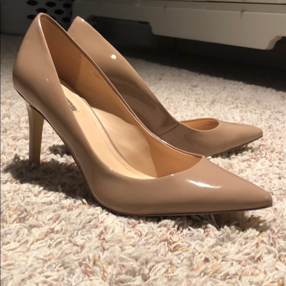 BCBG Nude Pumps